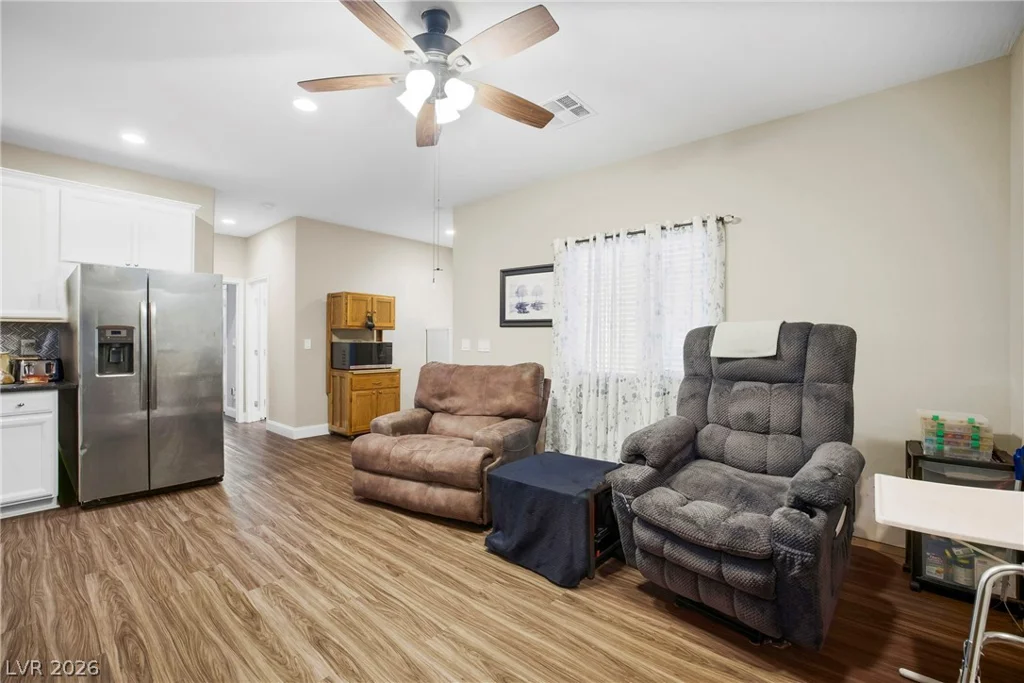 990 Floral Creek, Henderson, NV 89002
