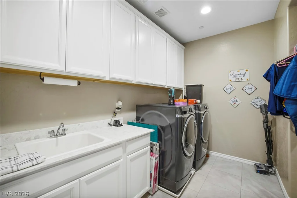 990 Floral Creek, Henderson, NV 89002