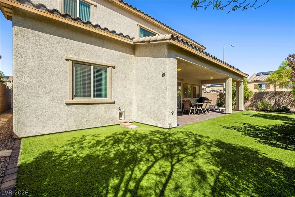 990 Floral Creek, Henderson, NV 89002