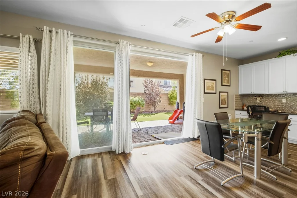 990 Floral Creek, Henderson, NV 89002