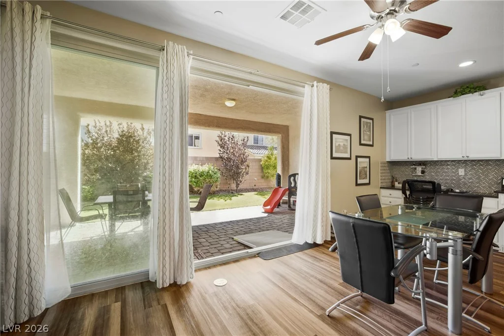 990 Floral Creek, Henderson, NV 89002