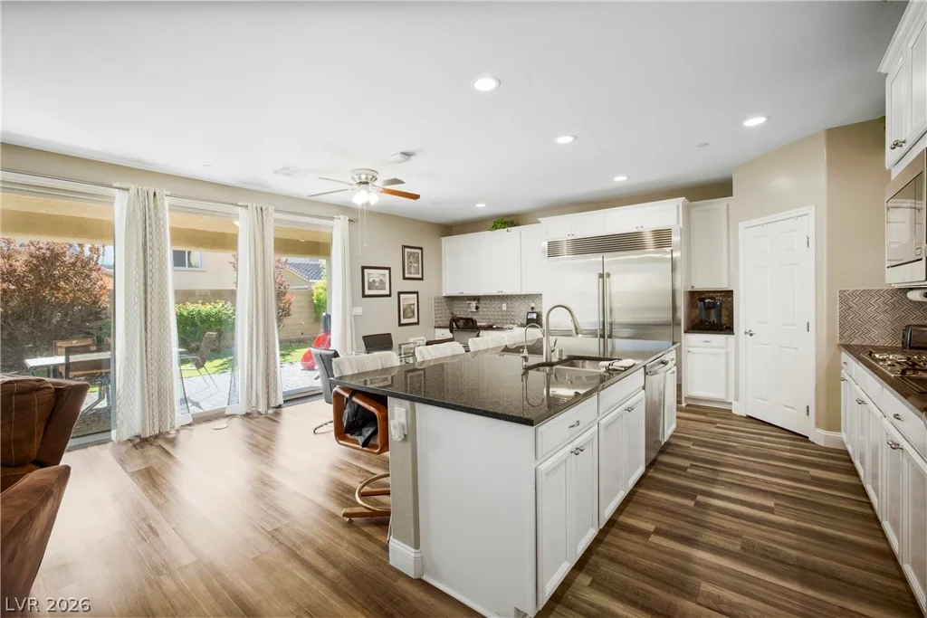 990 Floral Creek, Henderson, NV 89002