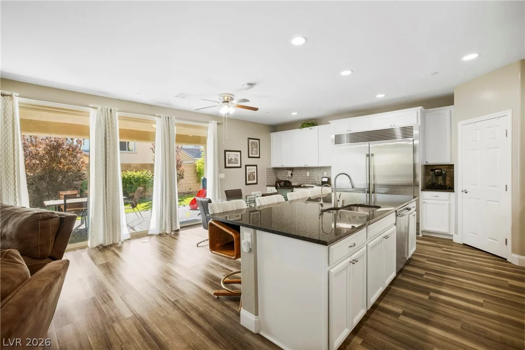 990 Floral Creek, Henderson, NV 89002