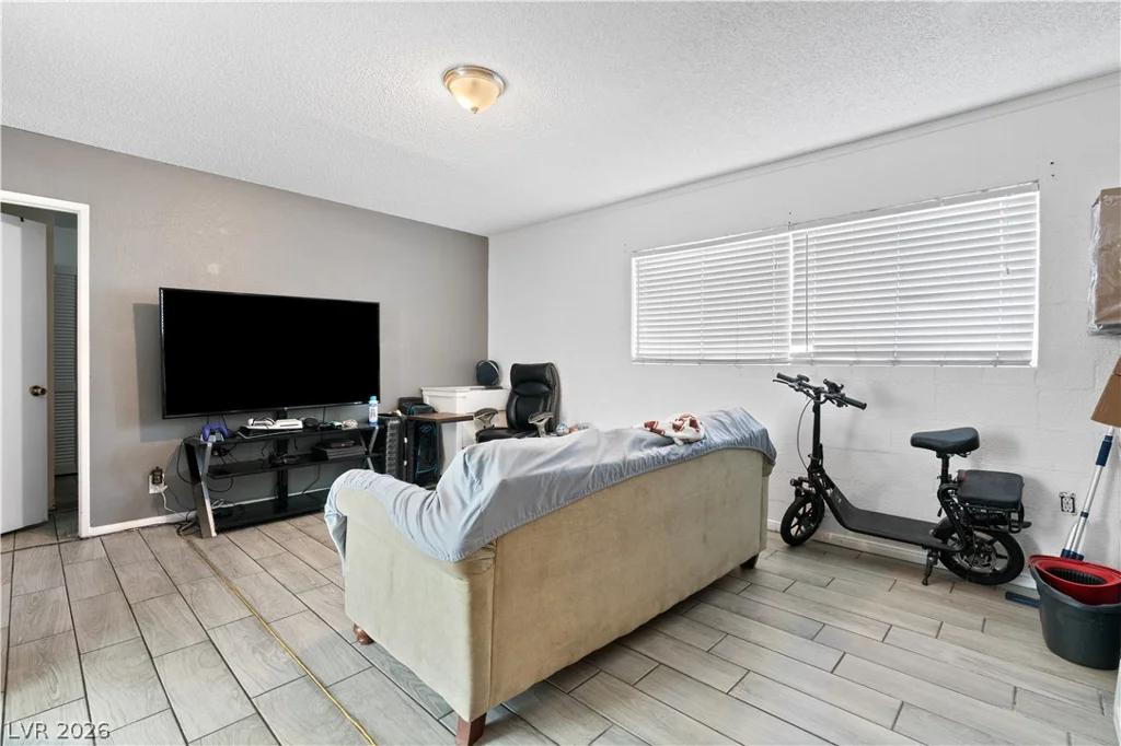 4664 El Canasta, Las Vegas, NV 89121