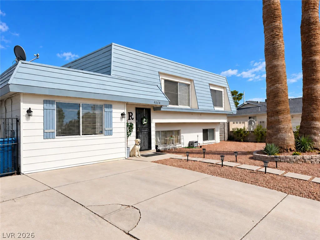 4664 El Canasta, Las Vegas, NV 89121