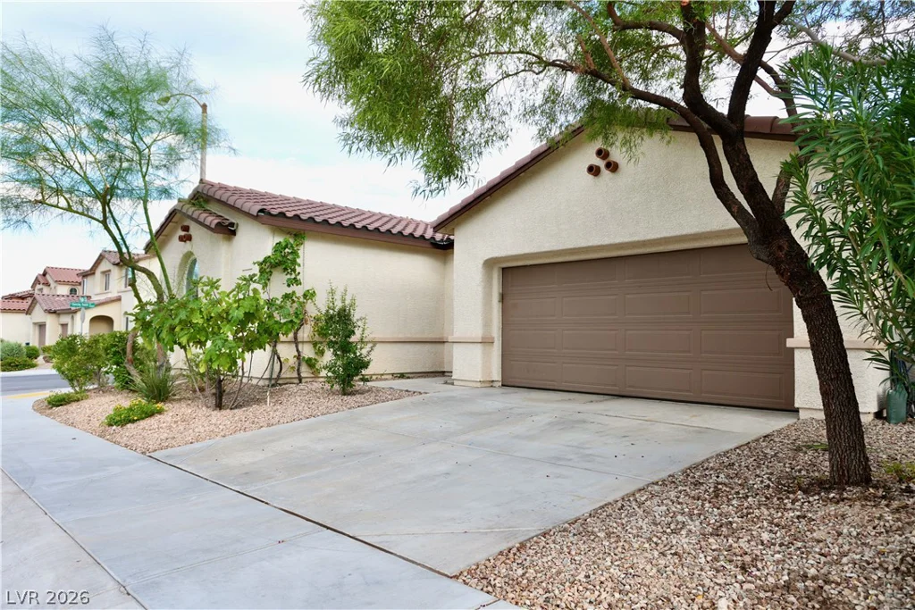 7675 Tierra Montanosa, Las Vegas, NV 89179