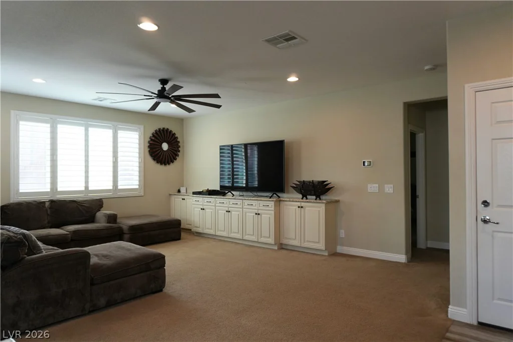 7675 Tierra Montanosa, Las Vegas, NV 89179