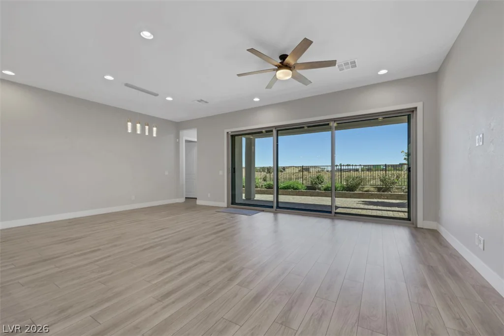 8612 Dusty Quail, Las Vegas, NV 89148
