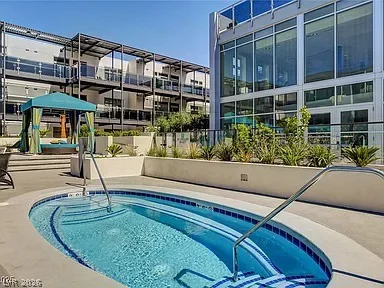 8925 Flamingo, Las Vegas, NV 89147