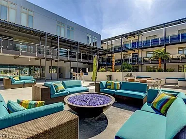 8925 Flamingo, Las Vegas, NV 89147