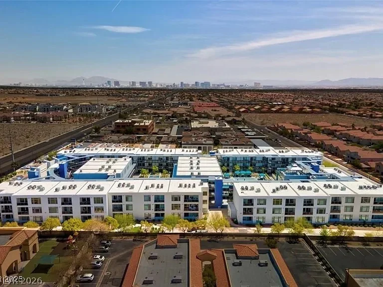 8925 Flamingo, Las Vegas, NV 89147