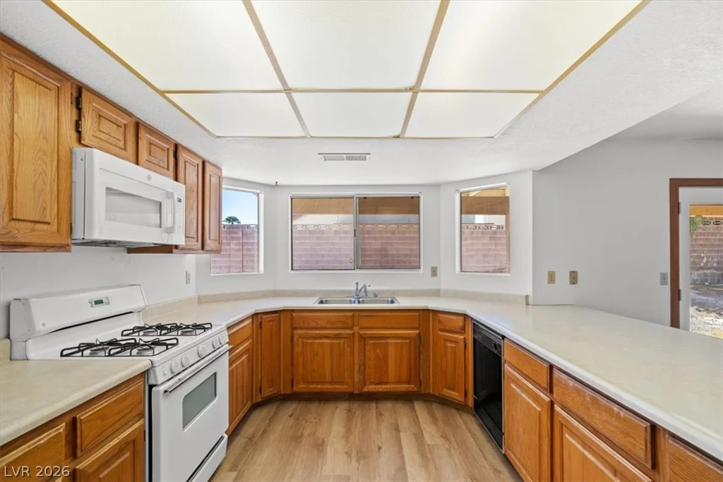 334 Moreno, Henderson, NV 89014