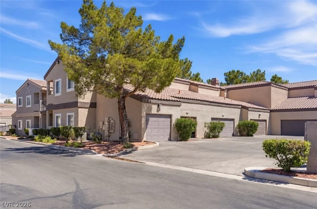 5250 Rainbow, Las Vegas, NV 89118