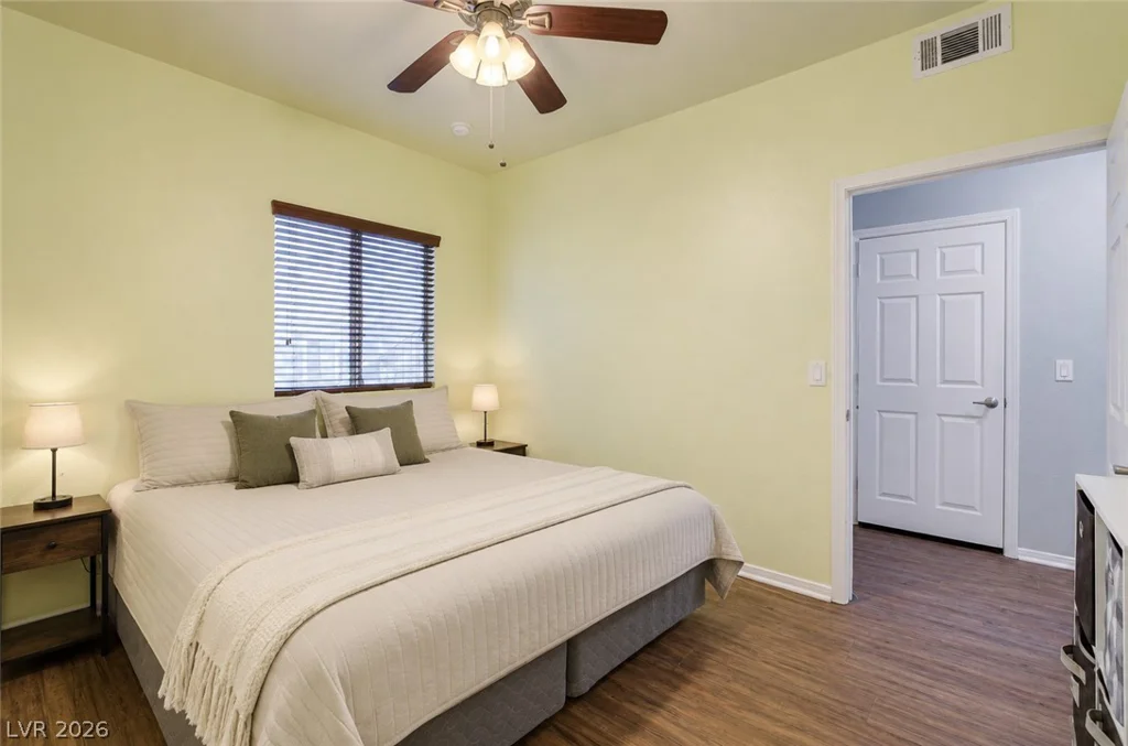 5250 Rainbow, Las Vegas, NV 89118