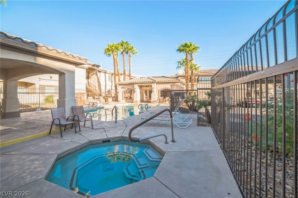 8725 Flamingo, Las Vegas, NV 89147