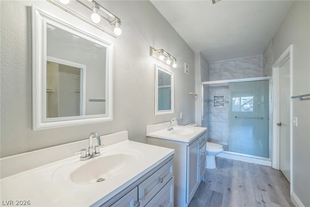 8725 Flamingo, Las Vegas, NV 89147