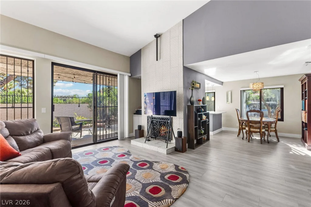 2511 Palmera, Las Vegas, NV 89121