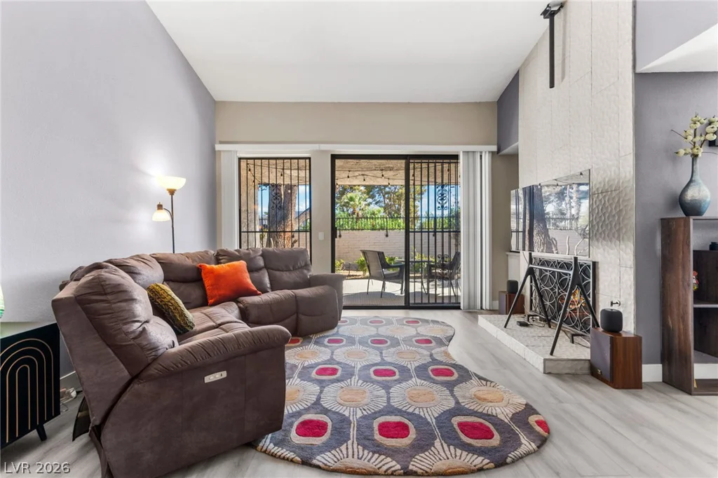 2511 Palmera, Las Vegas, NV 89121