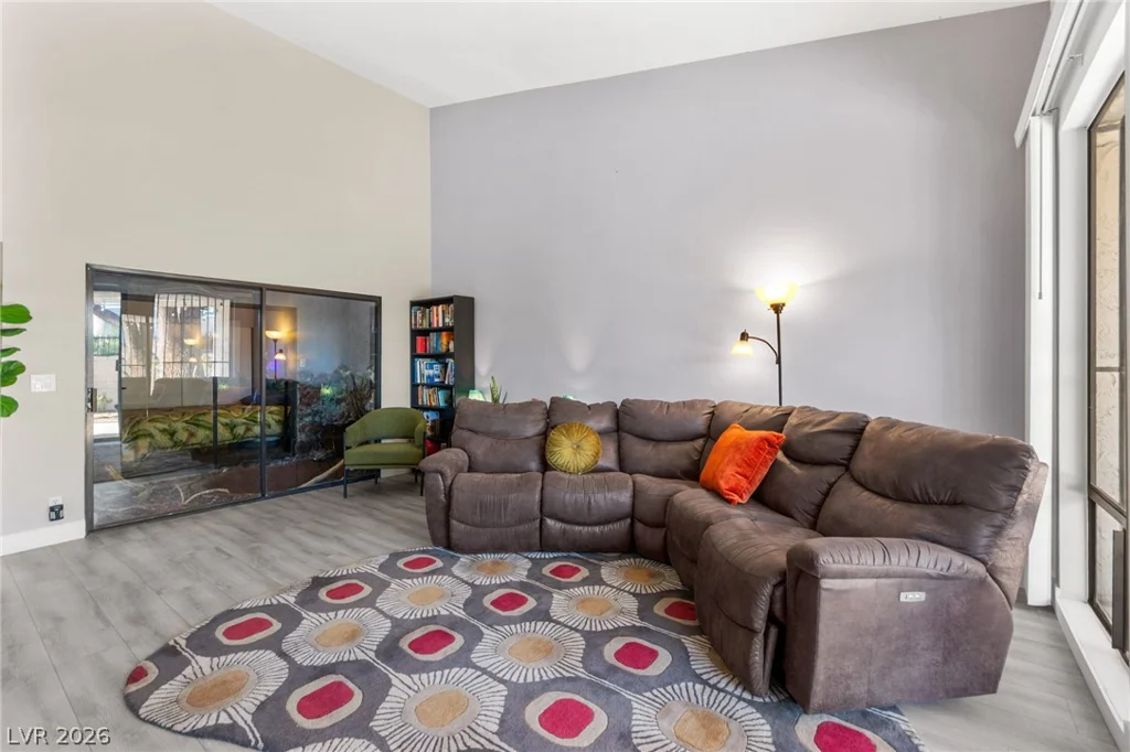 2511 Palmera, Las Vegas, NV 89121