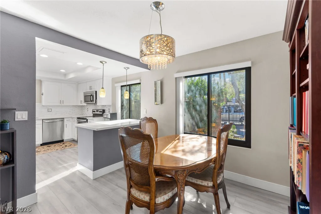 2511 Palmera, Las Vegas, NV 89121