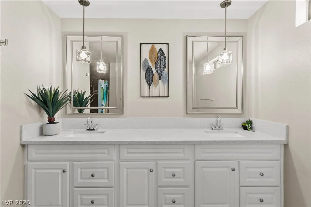 2511 Palmera, Las Vegas, NV 89121
