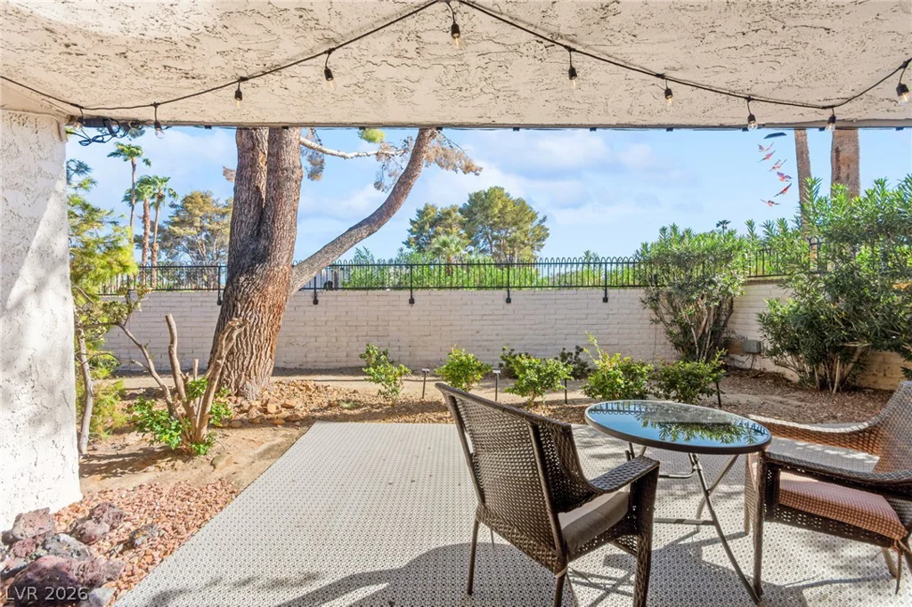 2511 Palmera, Las Vegas, NV 89121