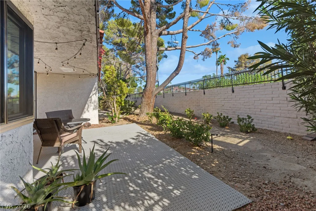 2511 Palmera, Las Vegas, NV 89121