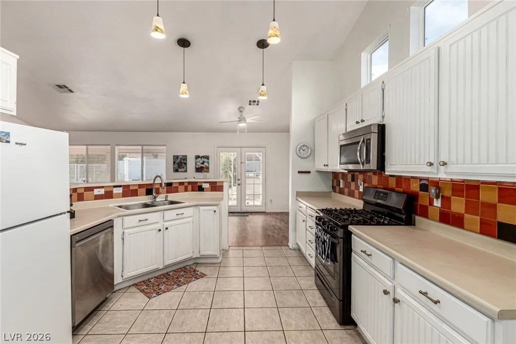 5931 Whalers Drift, North Las Vegas, NV 89031