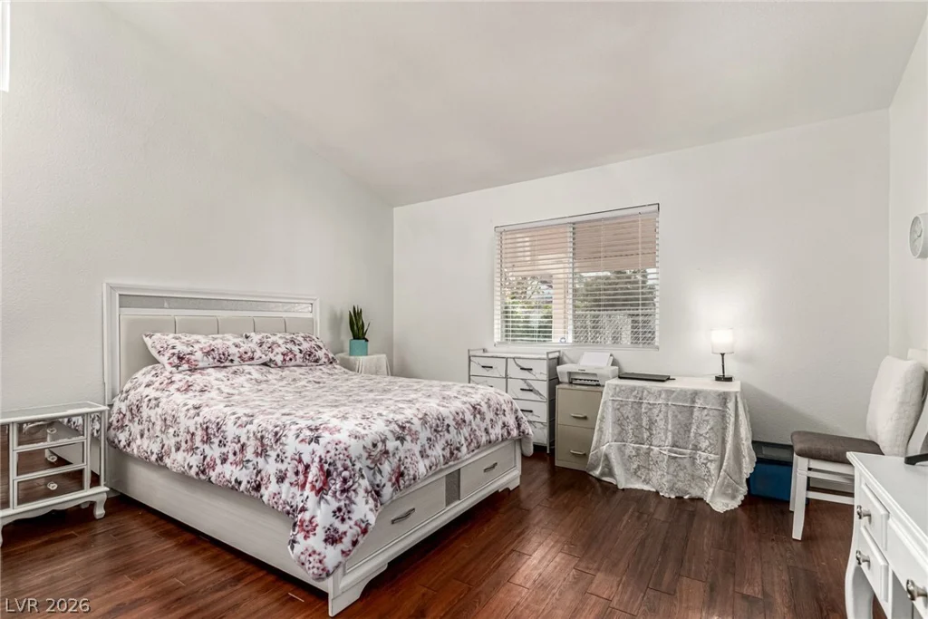 5931 Whalers Drift, North Las Vegas, NV 89031