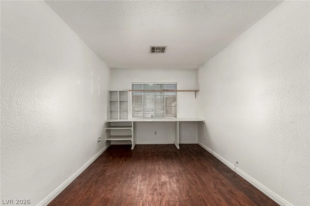 5931 Whalers Drift, North Las Vegas, NV 89031