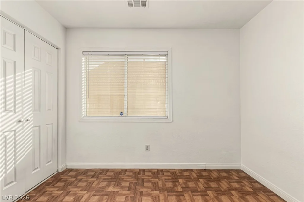 5931 Whalers Drift, North Las Vegas, NV 89031