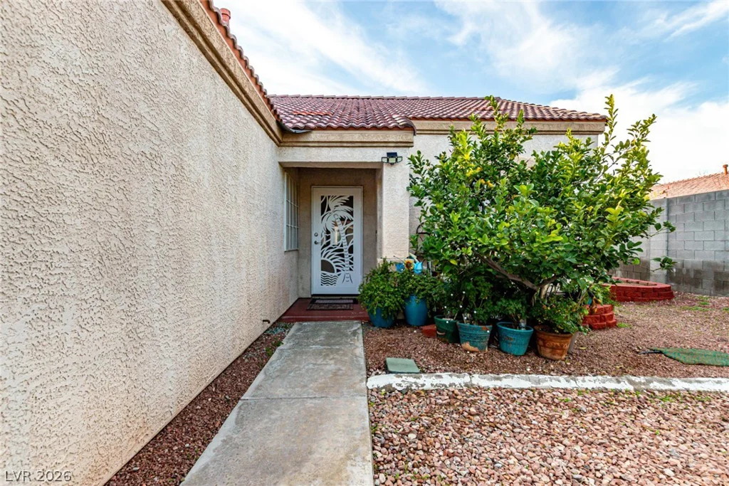 5931 Whalers Drift, North Las Vegas, NV 89031