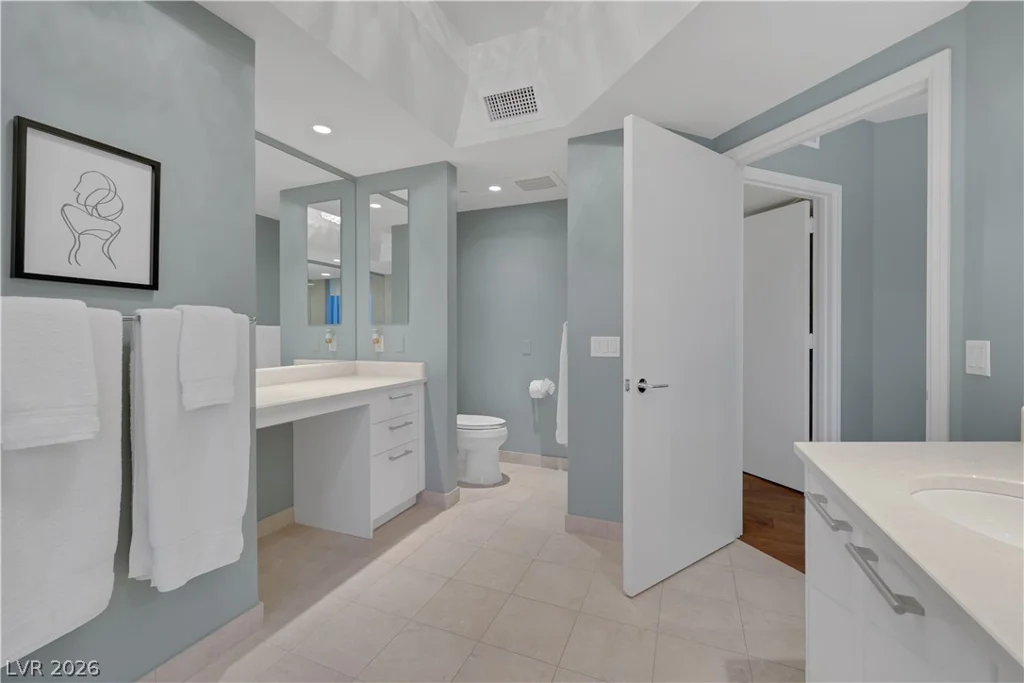 322 Karen, Las Vegas, NV 89109