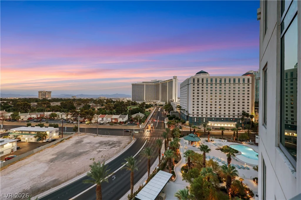 322 Karen, Las Vegas, NV 89109