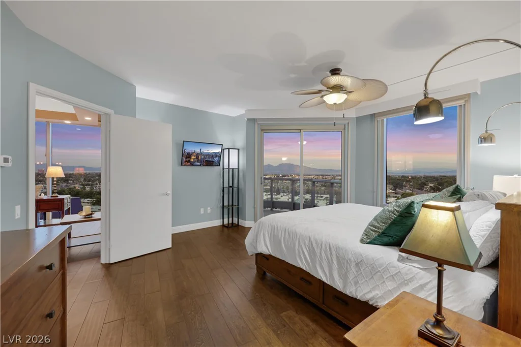 322 Karen, Las Vegas, NV 89109