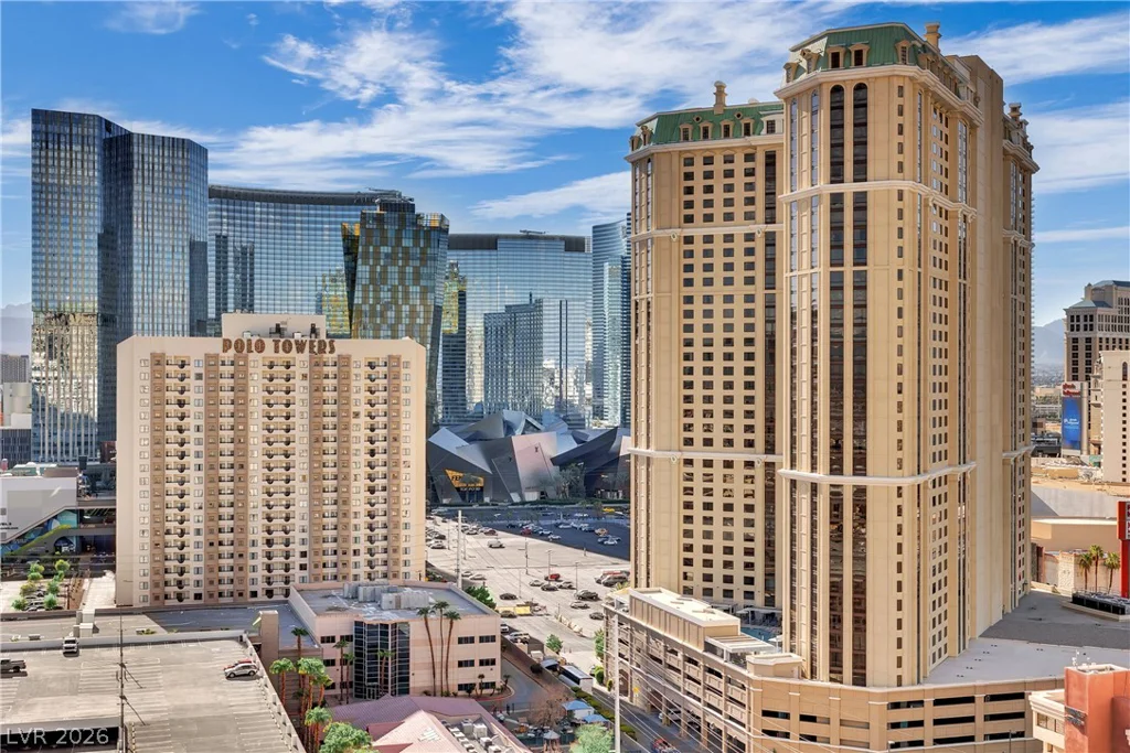 145 Harmon, Las Vegas, NV 89109