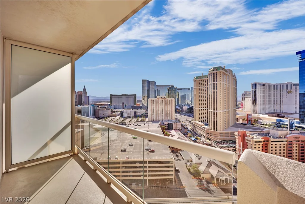 145 Harmon, Las Vegas, NV 89109