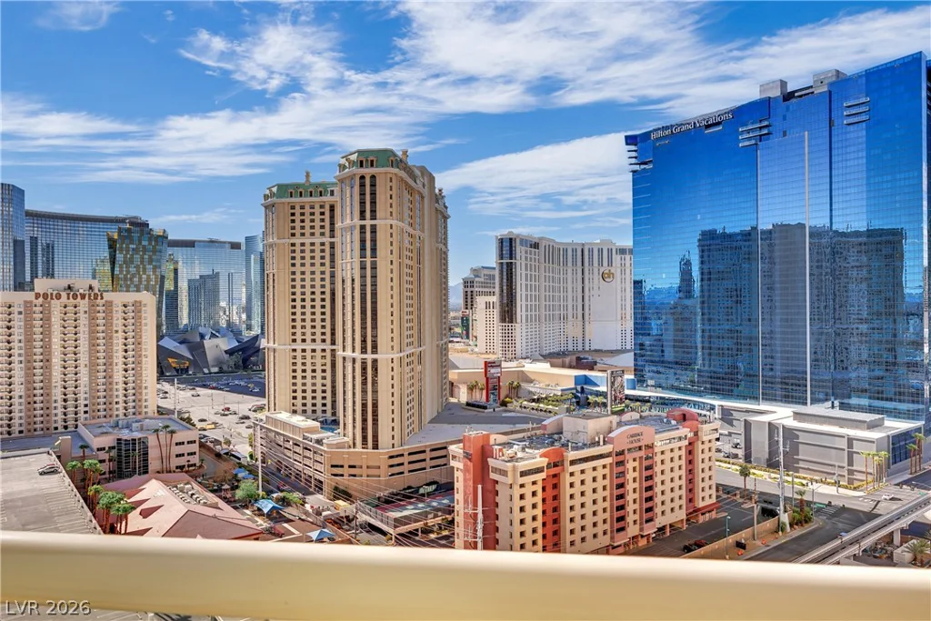 145 Harmon, Las Vegas, NV 89109