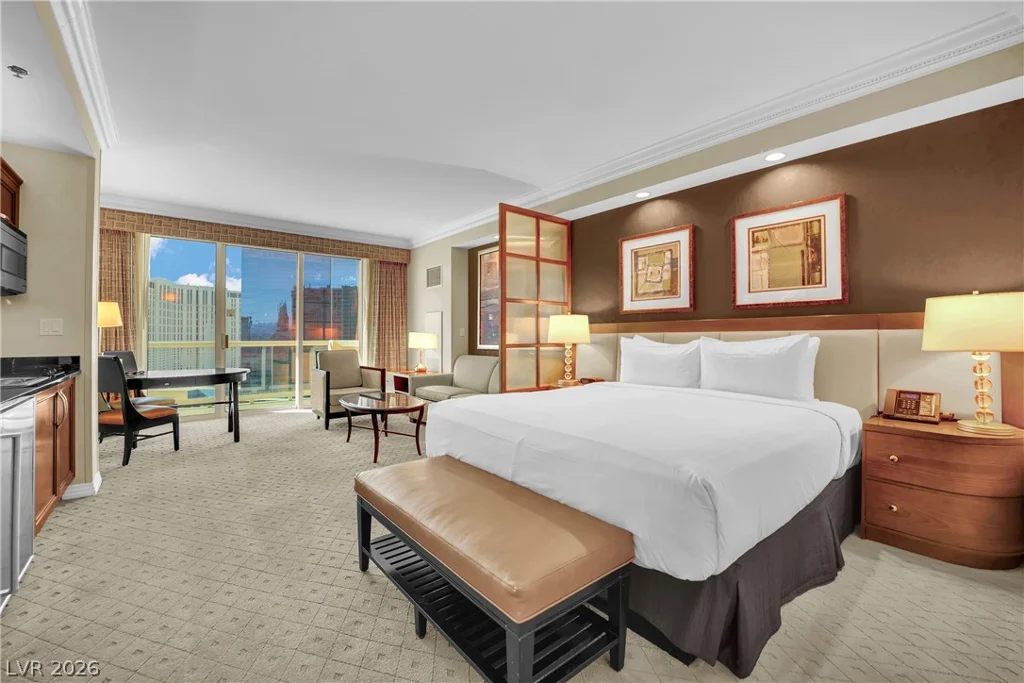 145 Harmon, Las Vegas, NV 89109