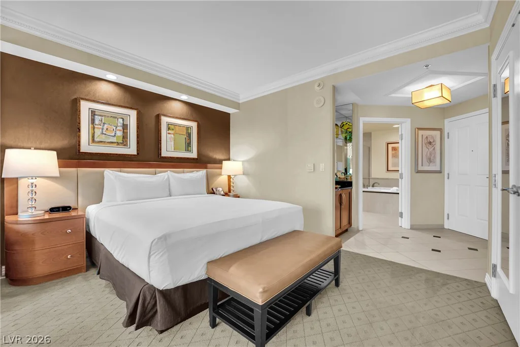 145 Harmon, Las Vegas, NV 89109