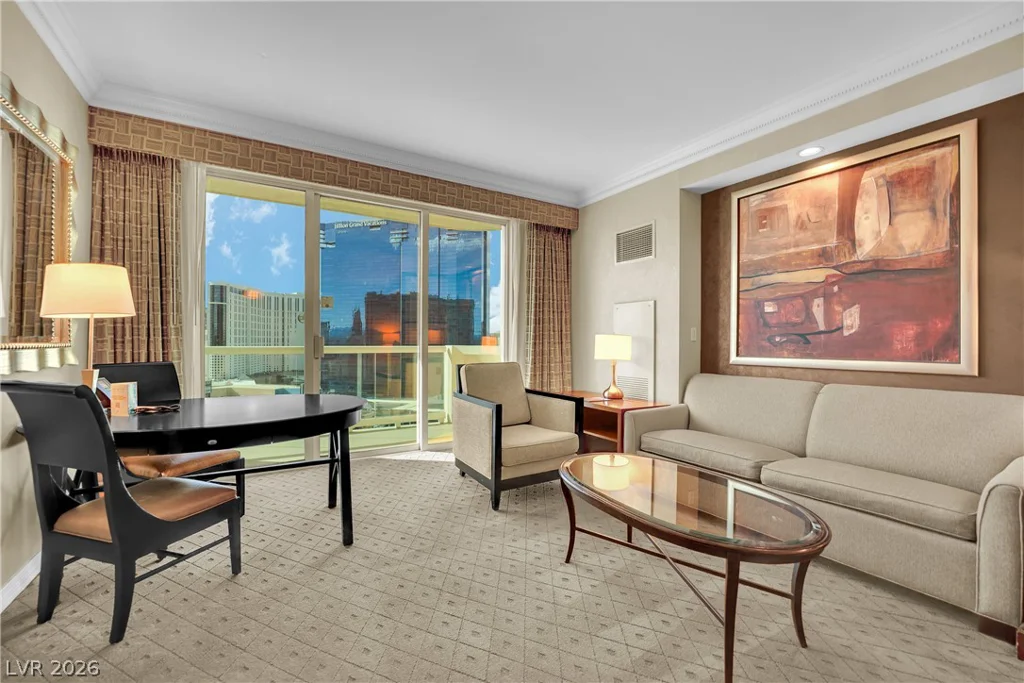 145 Harmon, Las Vegas, NV 89109