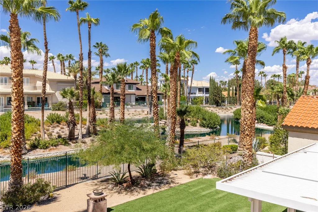 8812 Rainbow Ridge, Las Vegas, NV 89117