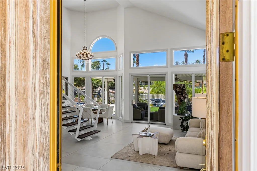 8812 Rainbow Ridge, Las Vegas, NV 89117