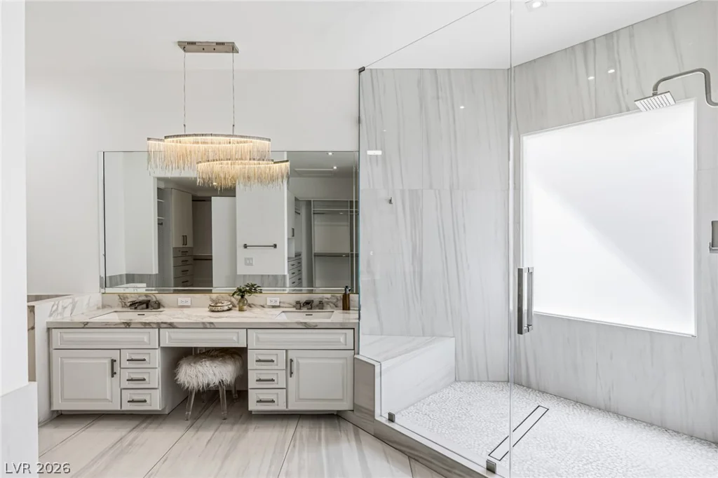 8812 Rainbow Ridge, Las Vegas, NV 89117