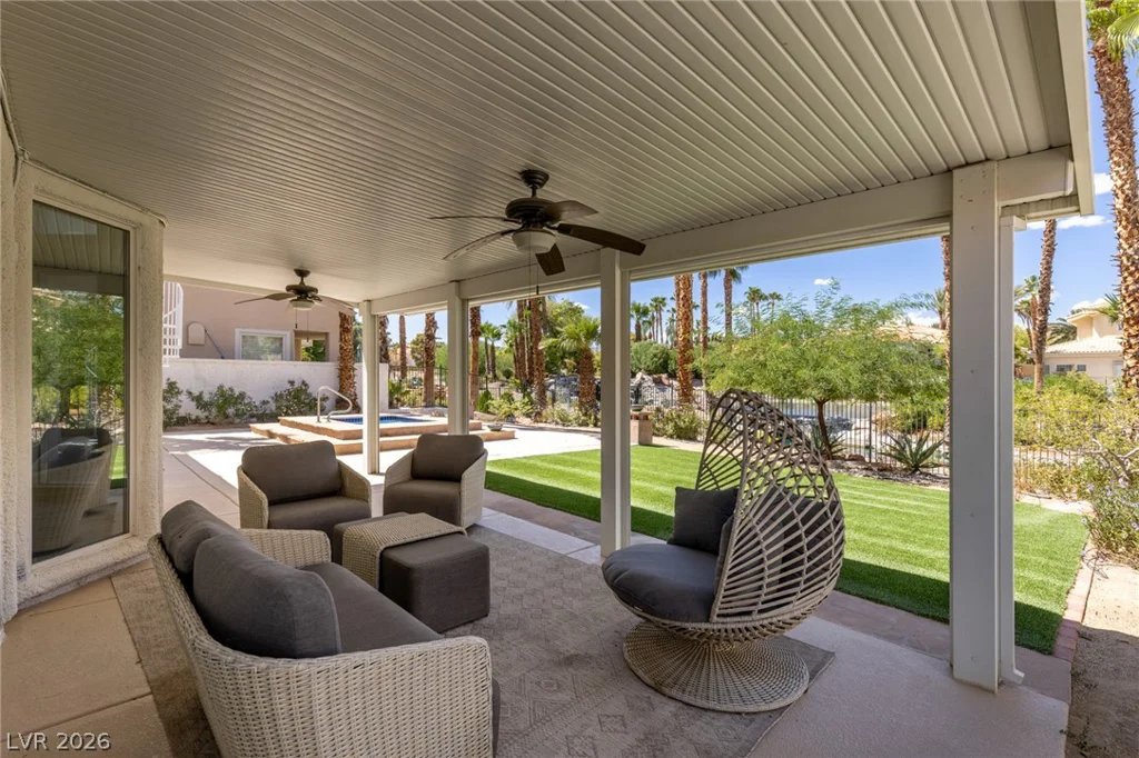 8812 Rainbow Ridge, Las Vegas, NV 89117