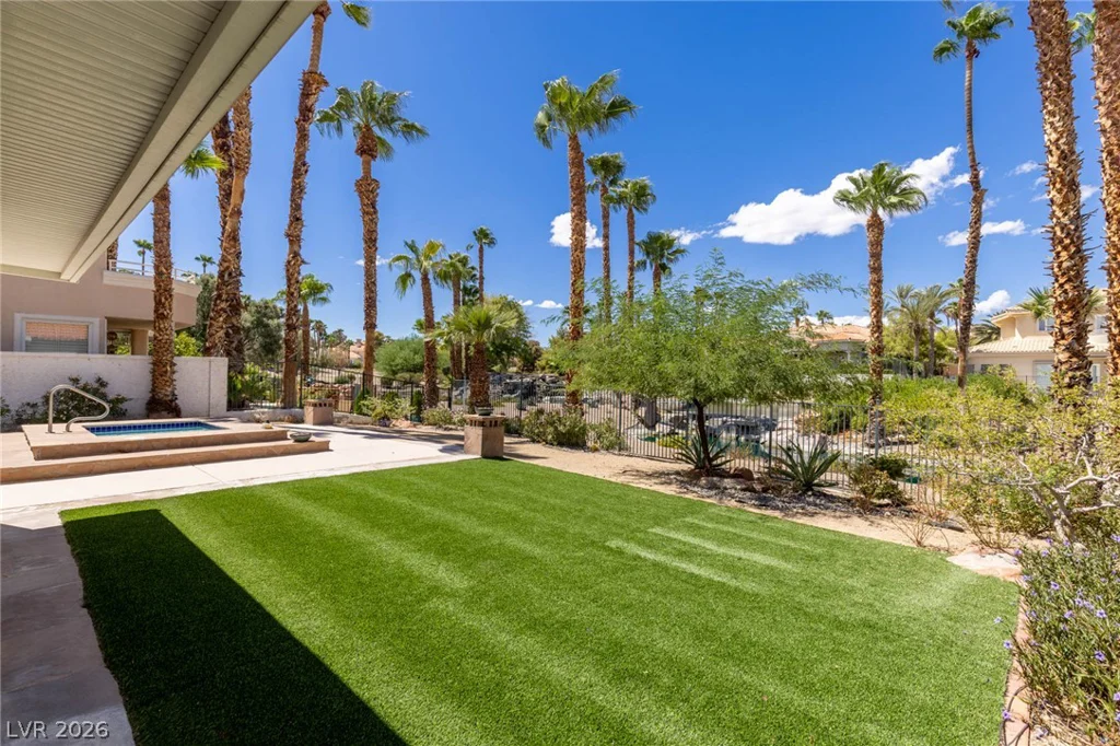 8812 Rainbow Ridge, Las Vegas, NV 89117