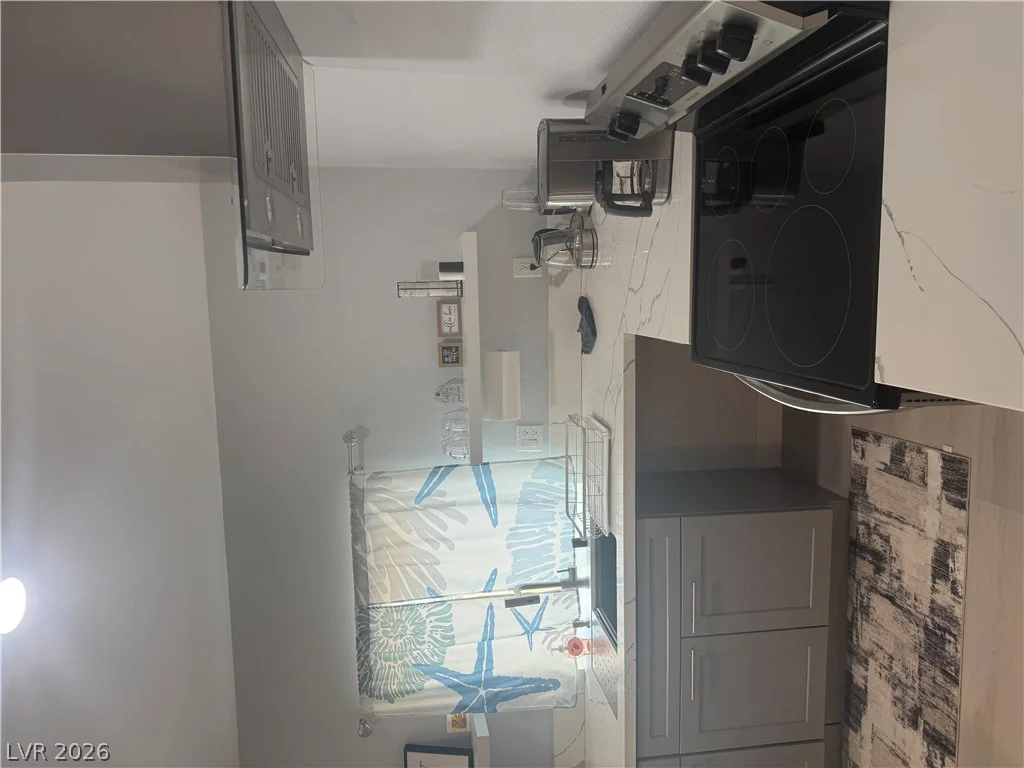 211 Lexis, Pahrump, NV 89048