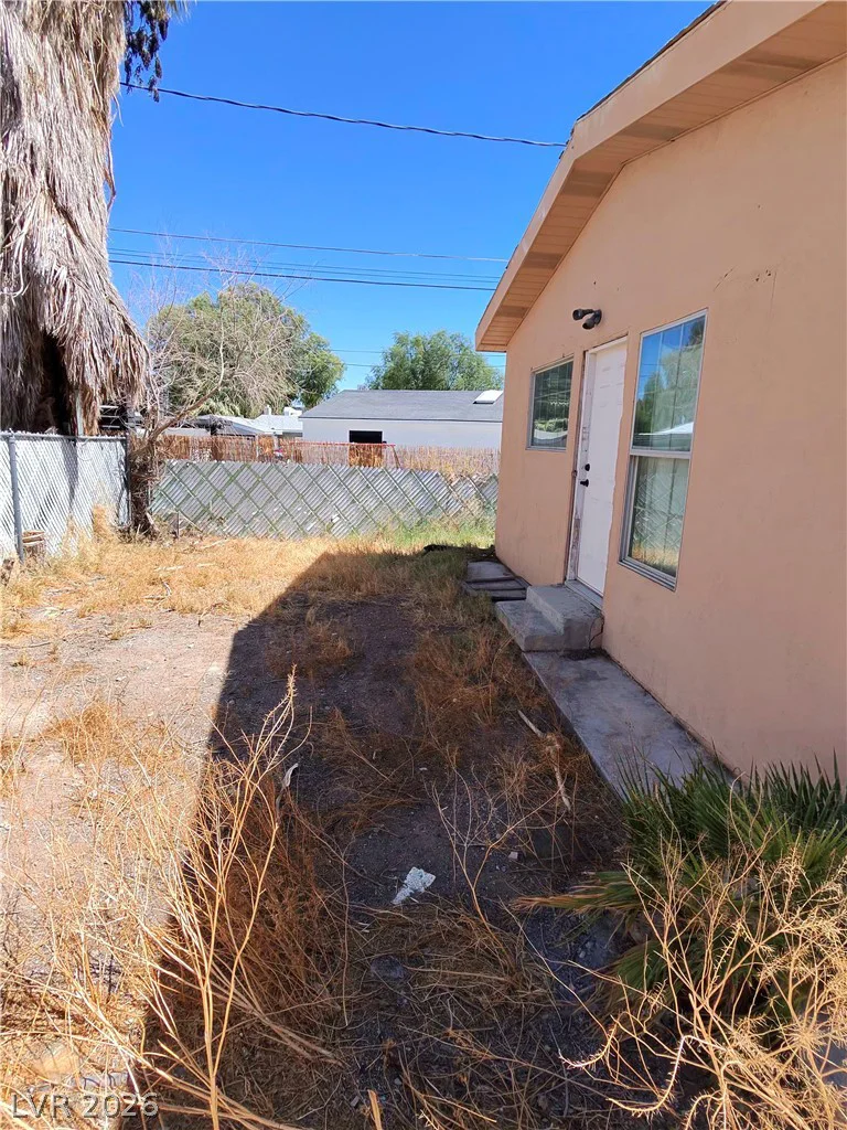 1217 10th, Las Vegas, NV 89104