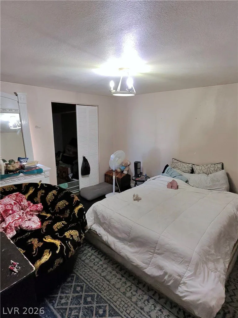 1217 10th, Las Vegas, NV 89104