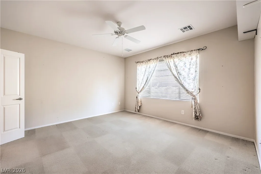 2512 Cosmic Dust, Henderson, NV 89044